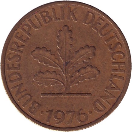 Монета 10 пфеннигов. 1976 год (J), ФРГ. Дубовые листья. Монета 10 пфеннигов. 1976 год (J), ФРГ. Дубовые листья.