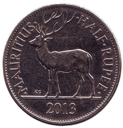 Монета 1/2 рупии. 2013 год, Маврикий. Олень. Сивусагур Рамгулам.