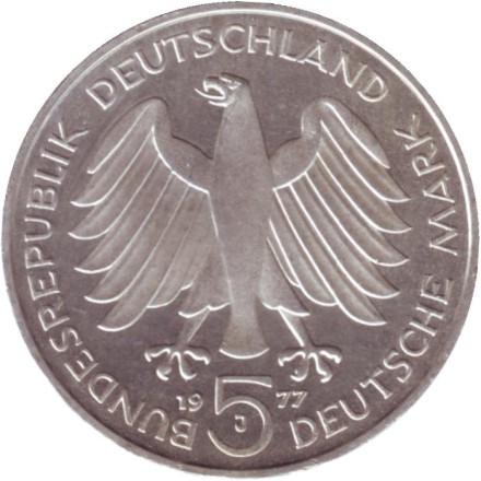 Монета 5 марок. 1977 год, ФРГ. 200 лет со дня рождения Карла Фридриха Гаусса. Монета 5 марок. 1977 год, ФРГ. 200 лет со дня рождения Карла Фридриха Гаусса.