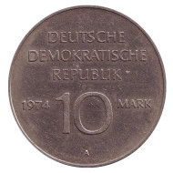 Монета 10 марок. 1974 год, ГДР. 25 лет ГДР. Монета 10 марок. 1974 год, ГДР. 25 лет ГДР.