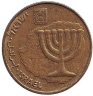 Монета 10 агор. 1986 год, Израиль. Менора (Семисвечник). Монета 10 агор. 1986 год, Израиль. Менора (Семисвечник).