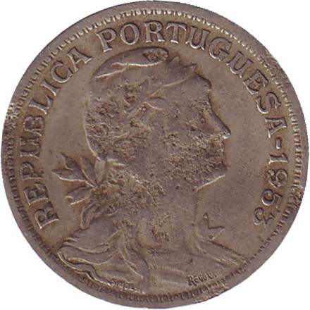 Монета 50 сентаво. 1953 год, Португалия.