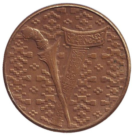Монета 1 ринггит. 1990 год. Малайзия. Кинжал и ножны.