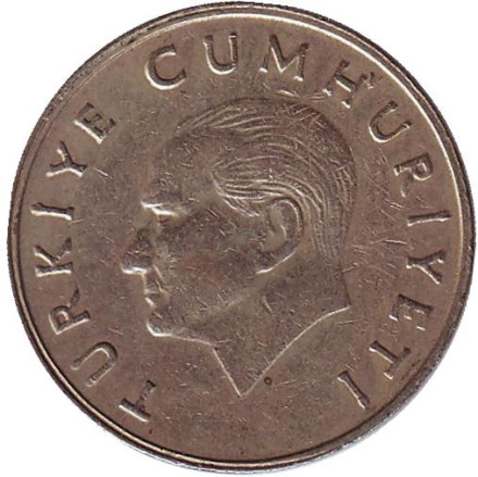 Монета 10000 лир. 1994 год, Турция.