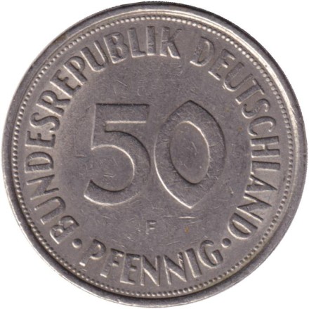 Монета 50 пфеннигов. 1973 (F) год, ФРГ. Женщина, сажающая дуб. Монета 50 пфеннигов. 1973 (F) год, ФРГ. Женщина, сажающая дуб.