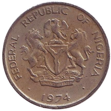 Монета 5 кобо. 1974 год, Нигерия. Плоды какао. Монета 5 кобо. 1974 год, Нигерия. Плоды какао.