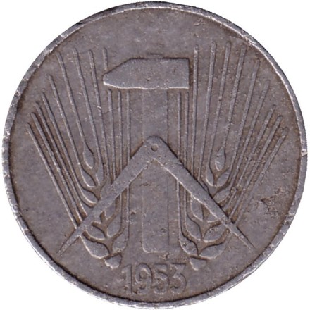 Монета 10 пфеннигов. 1953 (E) год, ГДР.