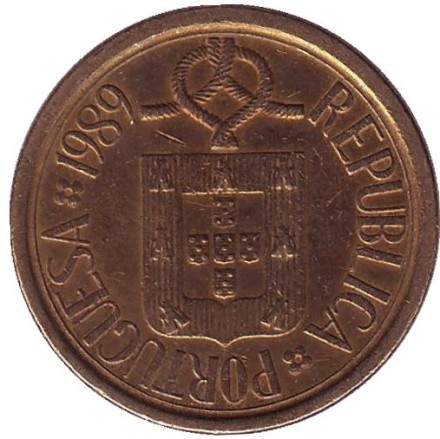 Монета 10 эскудо. 1989 год, Португалия. Монета 10 эскудо. 1989 год, Португалия.