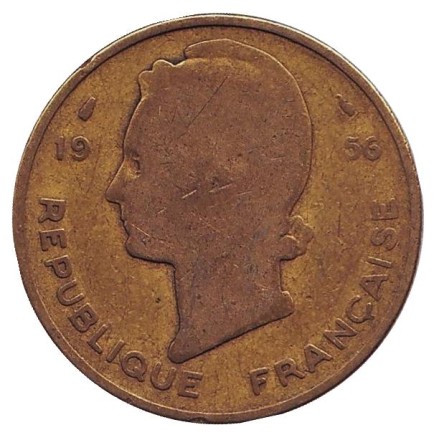Монета 25 франков. 1956 год, Французская Западная Африка. Состояние - F. Монета 25 франков. 1956 год, Французская Западная Африка. Состояние - F.