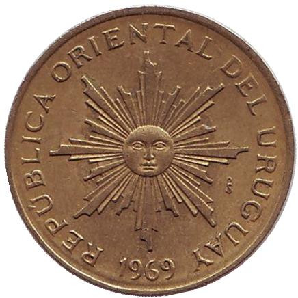 Монета 5 песо. 1969 год, Уругвай. Цветок. Монета 5 песо. 1969 год, Уругвай. Цветок.