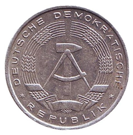 Монета 10 пфеннигов. 1980 год, ГДР. Монета 10 пфеннигов. 1980 год, ГДР.