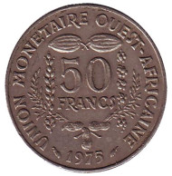Монета 50 франков. 1975 год, Западные Африканские штаты. Монета 50 франков. 1975 год, Западные Африканские штаты.
