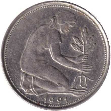 Монета 50 пфеннигов. 1991 год (F), ФРГ. Женщина, сажающая дуб.