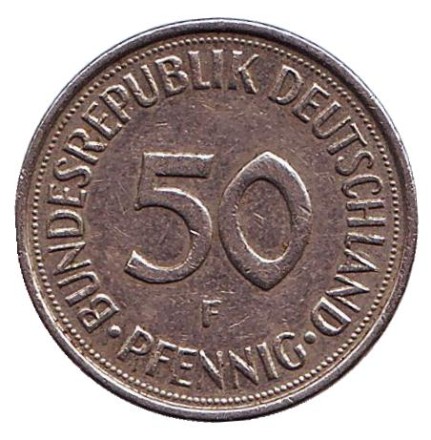 Монета 50 пфеннигов. 1982 год (F), ФРГ. Женщина, сажающая дуб.