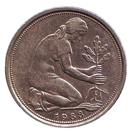 Монета 50 пфеннигов. 1988 (J) год, ФРГ. Женщина, сажающая дуб.