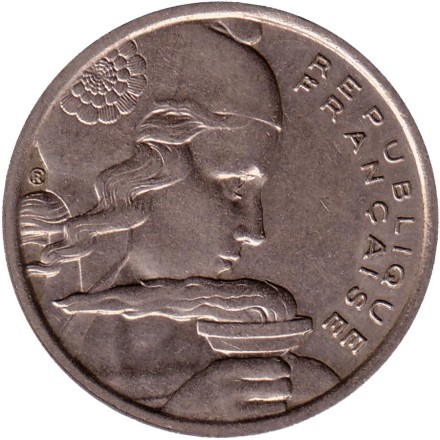 Монета 100 франков. 1958 год, Франция. (Метка: крыло). Монета 100 франков. 1958 год, Франция. (Метка: крыло).