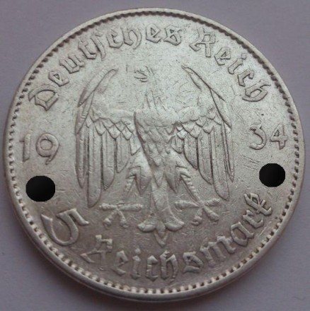 Монета 5 рейхсмарок. 1934 год, Германия (Третий Рейх). (F). Кирха с датой. Монета 5 рейхсмарок. 1934 год, Германия (Третий Рейх). (F). Кирха с датой.