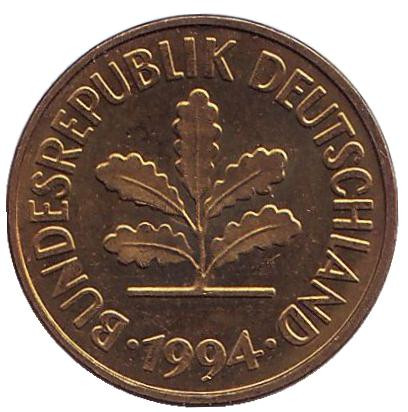 Монета 5 пфеннигов. 1994 год (D), ФРГ. Дубовые листья.