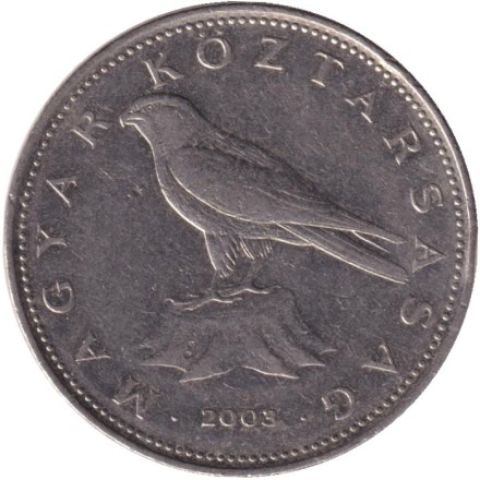 Монета 50 форинтов. 2003 год, Венгрия. Сокол (Балобан).