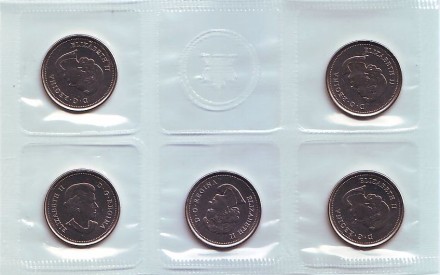 50 лет флагу Канады. Банковский набор из 5 монет в запайке. 25 центов. 2015 год, Канада.