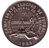 Монета 1 песо. 1988 год, Куба. 8-й Чемпионат Европы по футболу 1988 года в ФРГ. Вратарь. Монета 1 песо. 1988 год, Куба. 8-й Чемпионат Европы по футболу 1988 года в ФРГ. Вратарь.