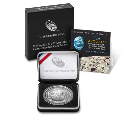 Монета 1 доллар. 2019 год, США. 50 лет высадке человека на Луну. Аполлон-11. Монета 1 доллар. 2019 год, США. 50 лет высадке человека на Луну. Аполлон-11.