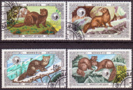 Марки почтовые. Серия из 4 штук. 1986 год, Монголия. Куницы. Марки почтовые. Серия из 4 штук. 1986 год, Монголия. Куницы.