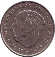 Монета 2 марки. 1972 год (J), ФРГ. Теодор Хойс. Монета 2 марки. 1972 год (J), ФРГ. Теодор Хойс.