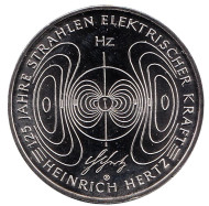 Монета 10 евро. 2013 год, Германия. 125 лет работе «О лучах электрической силы» Генриха Герца. Монета 10 евро. 2013 год, Германия. 125 лет работе «О лучах электрической силы» Генриха Герца.