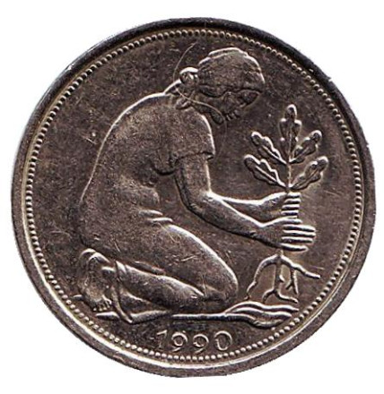 Монета 50 пфеннигов. 1990 год (G), ФРГ. Женщина, сажающая дуб.