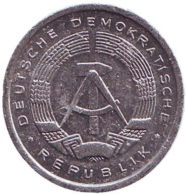 1982-12qc.jpg