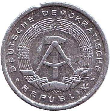 Монета 1 пфенниг. 1986 год, ГДР.