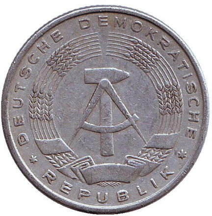 Монета 2 марки. 1957 год, ГДР.