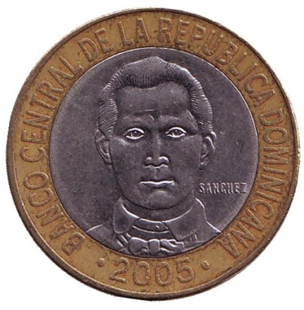 Монета 5 песо. 2005 год, Доминиканская Республика. Франсиско дель Росарио.