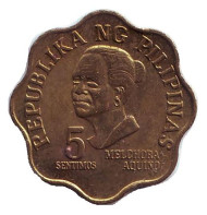 Монета 5 сентимо. 1975 год, Филиппины. Мельхора Акино де Рамос.