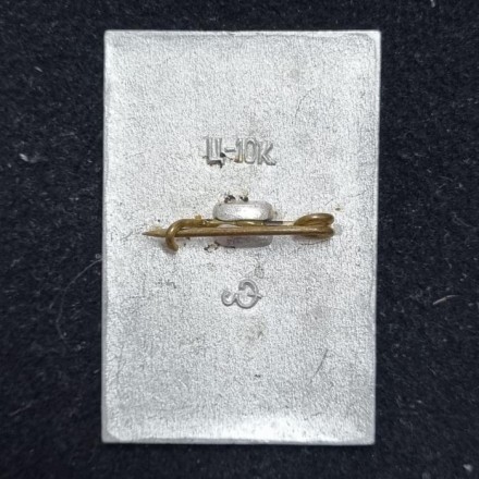 Героическим защитникам Ленинграда. Значок. СССР. Тип 1. Героическим защитникам Ленинграда. Значок. СССР. Тип 1.