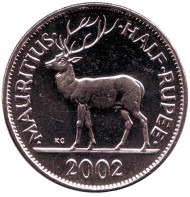 Монета 1/2 рупии. 2002 год, Маврикий. Олень. Сивусагур Рамгулам. Монета 1/2 рупии. 2002 год, Маврикий. Олень. Сивусагур Рамгулам.